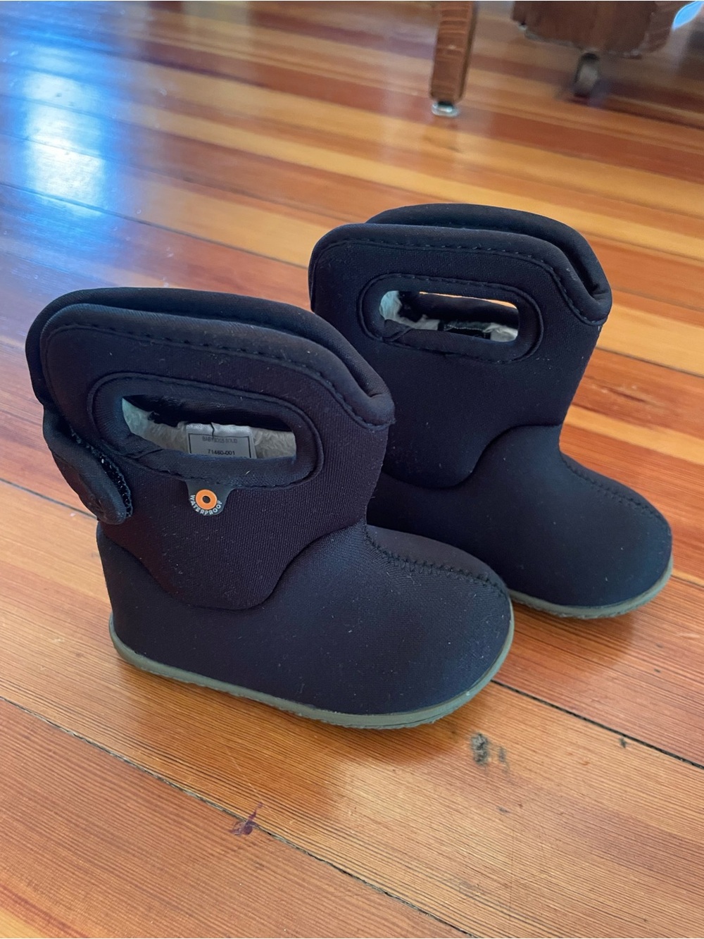 BOGS Sz 4 Baby Boots